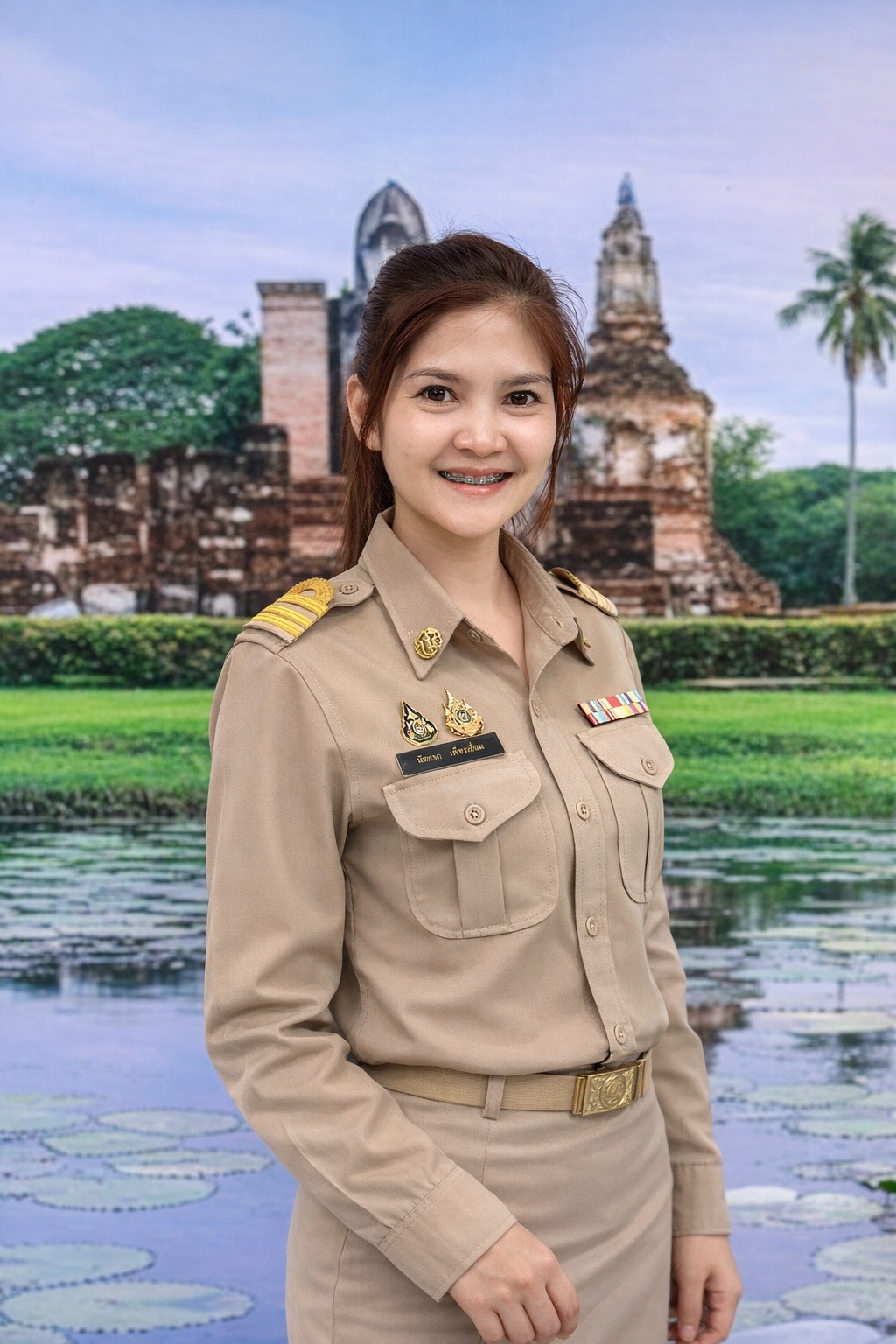 นางสาวมัทธนา  เพ็ชรเอี่ยม