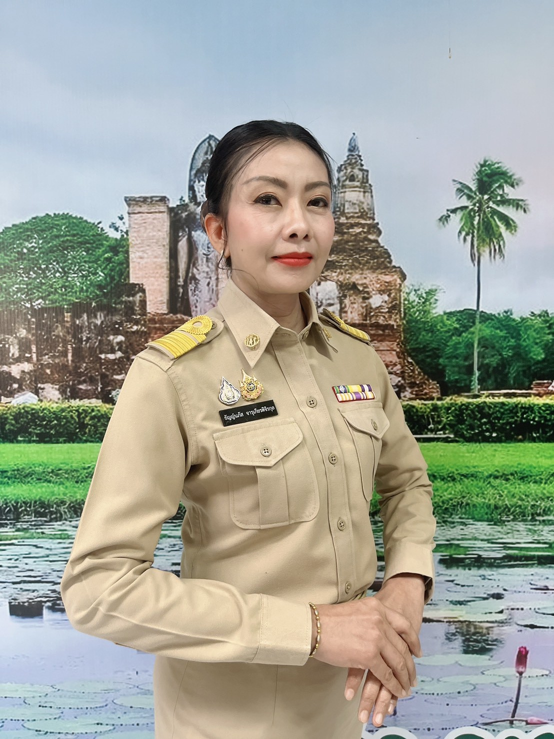 นางสาวธัญญ์นภัส  จารุเกียรติจิรกุล