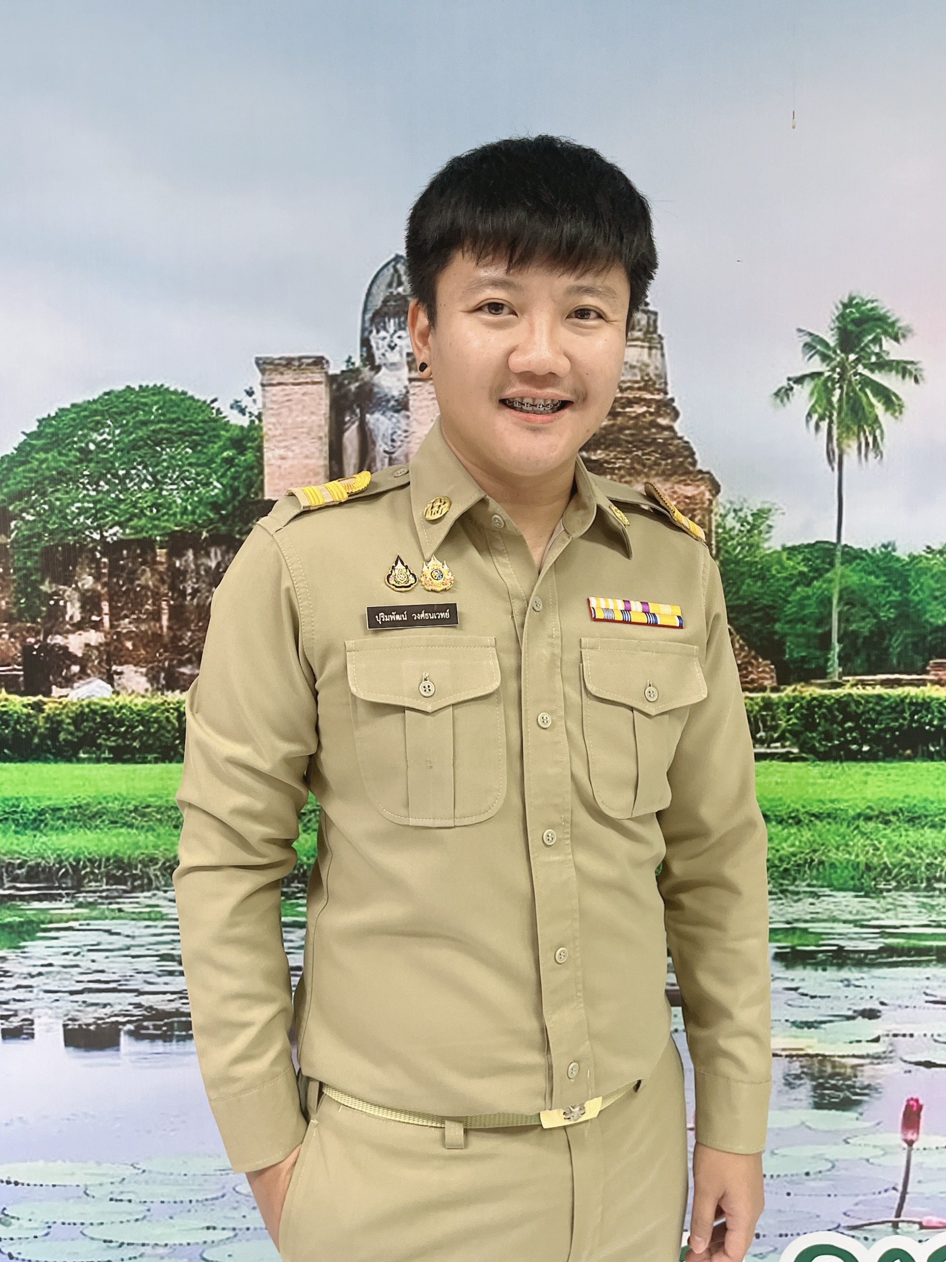 นายปุริมพัฒน์   วงศ์ธนเวทย์