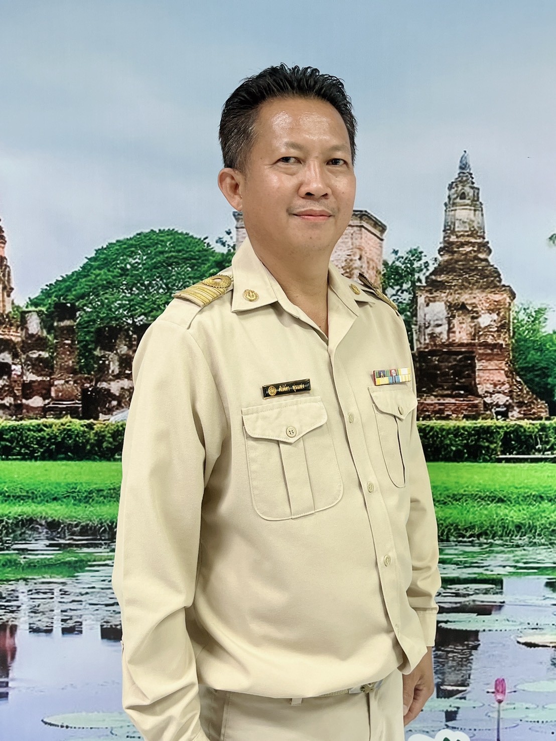 นายศักดิ์ดา  พุ่มแฟง