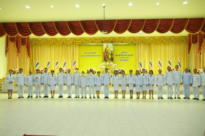 งานรัฐพิธี &quot;วันพระบาทสมเด็จพระพุทธยอดฟ้าจุฬาโลกมหาราช ... พารามิเตอร์รูปภาพ 1