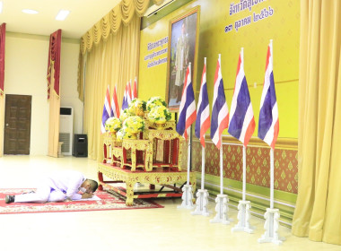 ร่วมพิธีสวดพระพุทธมนต์ และทำบุญตักบาตรถวายพระราชกุศล ... พารามิเตอร์รูปภาพ 1