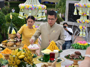 ร่วมพิธีบวงสรวงบูรพกษัตริย์สุโขทัยทุกพระองค์ในการจัดงานลอยกระทงฯ ... พารามิเตอร์รูปภาพ 4