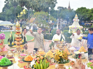 ร่วมพิธีบวงสรวงบูรพกษัตริย์สุโขทัยทุกพระองค์ในการจัดงานลอยกระทงฯ ... พารามิเตอร์รูปภาพ 6