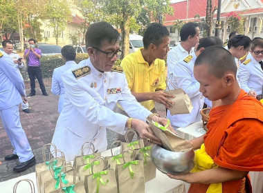 ร่วมงานพิธี &quot;วันที่ระลึกพระบาทสมเด็จพระนั่งเกล้าเจ้าอยู่หัว ... พารามิเตอร์รูปภาพ 3