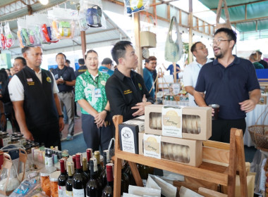"รมช.ปิยะรัฐษ์ เปิดงานเวทีนวัตกรรมเสริมสร้าง Smart Farmer ... พารามิเตอร์รูปภาพ 13